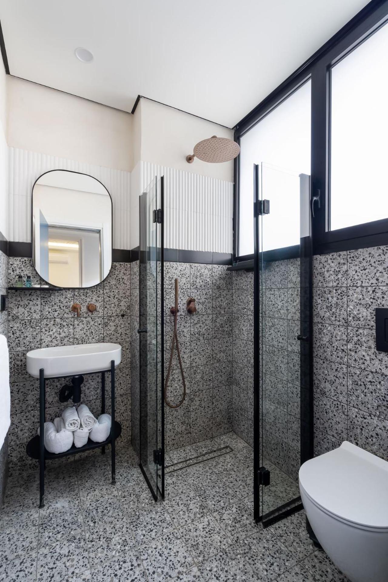 Mulan Hotel Tel Aviv Buitenkant foto